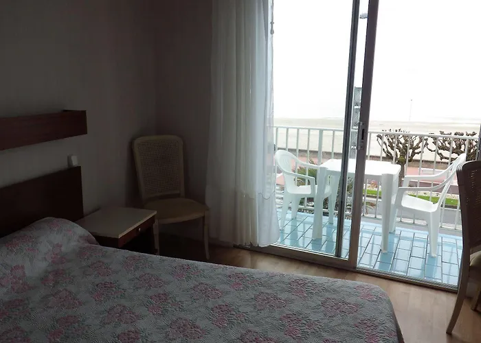 Les Embruns 2* Royan