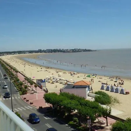 レ アンブルン ホテル